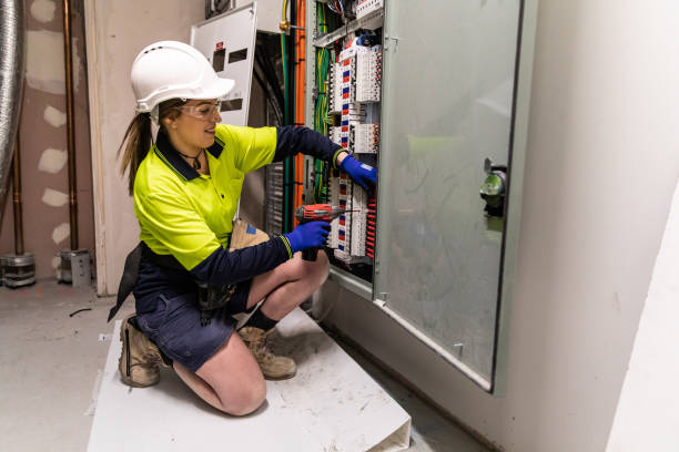 Best Licensed Electrician  in Gering, NE