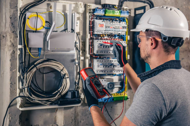 Best Commercial Electrician Services  in Gering, NE